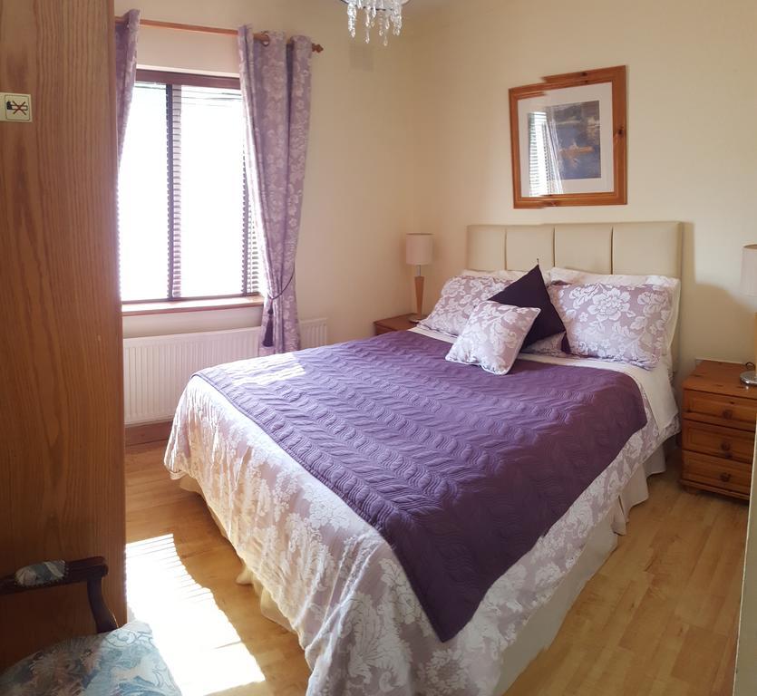 Grange House B&B กัลเวย์ ภายนอก รูปภาพ