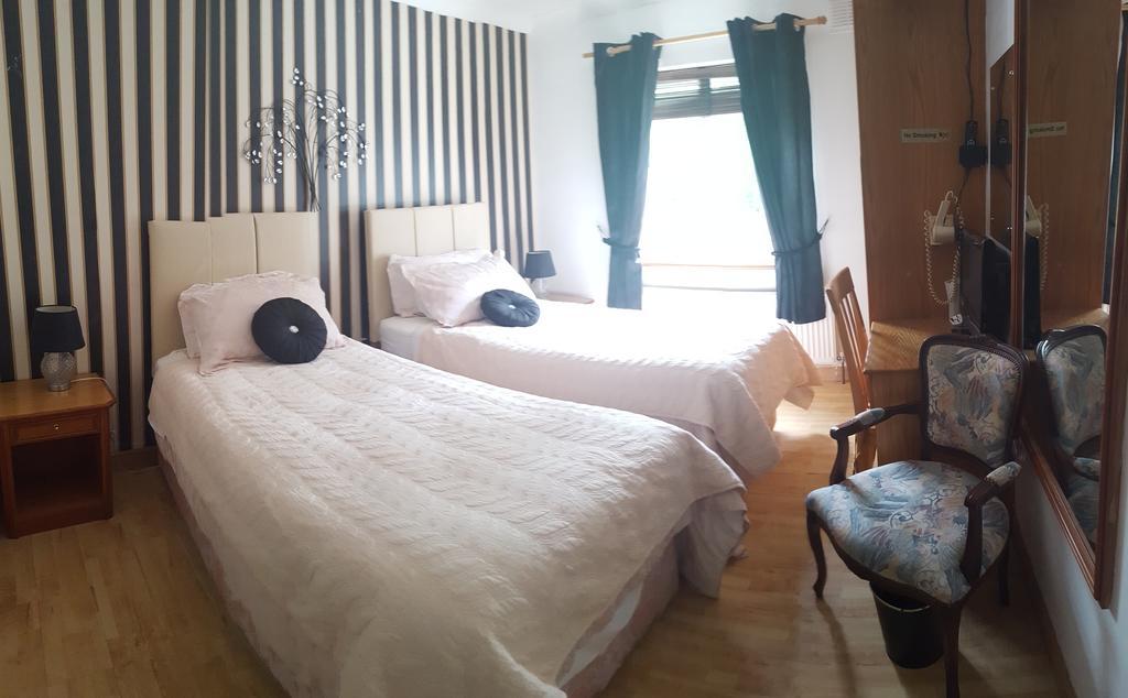 Grange House B&B กัลเวย์ ภายนอก รูปภาพ